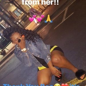 Meet your Posher, Dee